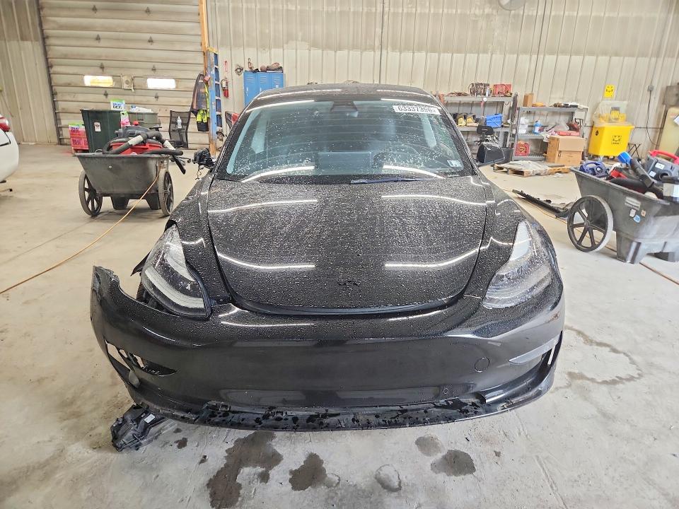 Photo 5 from auction – 2022 TESLA MODEL 3 with VIN 5YJ3E1EB1NF107596