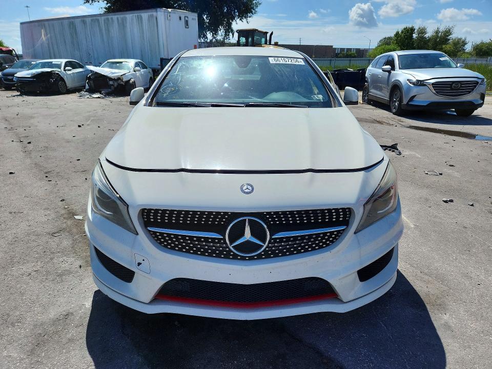 Photo 5 from auction – 2016 MERCEDES-BENZ CLA with VIN WDDSJ4EB6GN300362