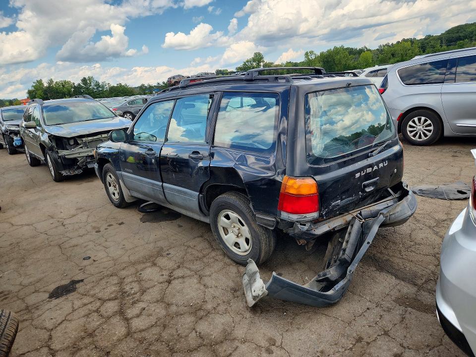 Photo 2 from auction – 1998 SUBARU FORESTER with VIN JF1SF6356WH772973