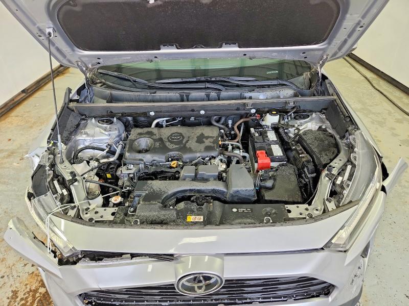 Photo 12 from auction – 2025 TOYOTA RAV4 with VIN 2T3K1RFV1SC341856