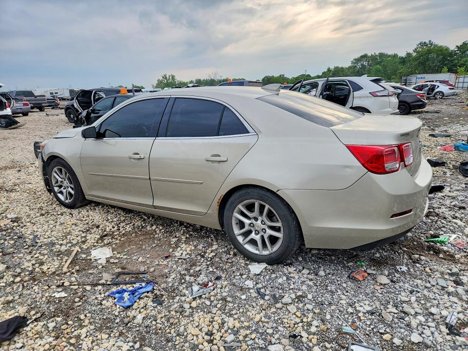 Photo 2 from auction – 2015 CHEVROLET MALIBU with VIN 1G11C5SL4FF195924