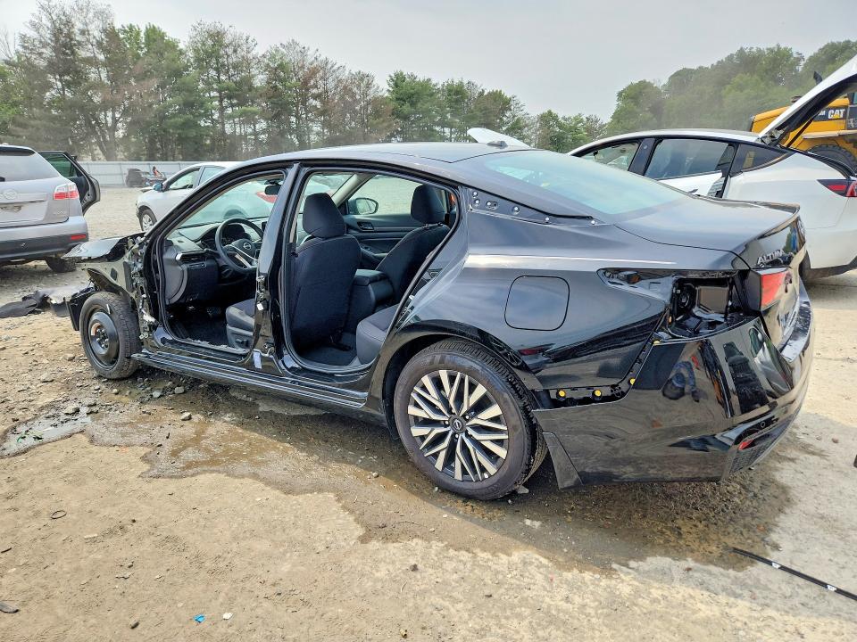 Photo 2 from auction – 2026 NISSAN ALTIMA with VIN 1N4BL4DV6TN334088