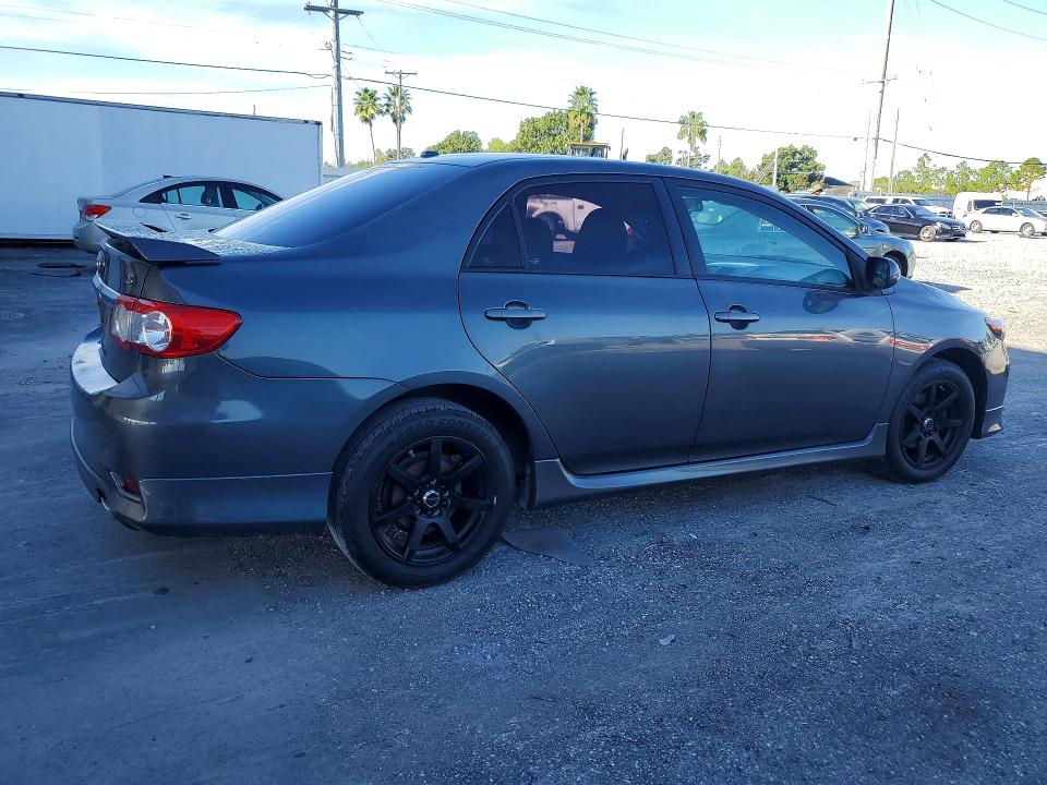 Photo 3 from auction – 2011 TOYOTA COROLLA with VIN 2T1BU4EE2BC625811