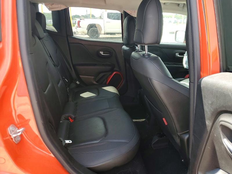Foto 11 de la subasta – 2016 JEEP RENEGADE con VIN ZACCJBCT9GPE17844