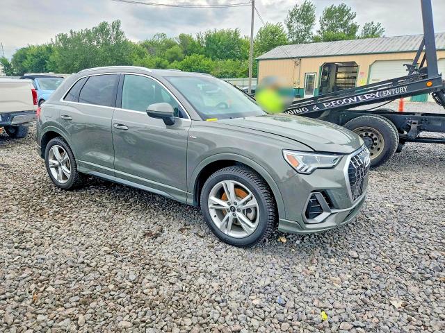 Photo 4 from auction – 2021 AUDI Q3 with VIN WA1EECF31M1037790
