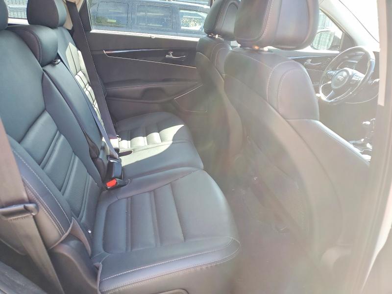صورة رقم 10 من المزاد - 2016 KIA SORENTO مع VIN 5XYPKDA54GG101007