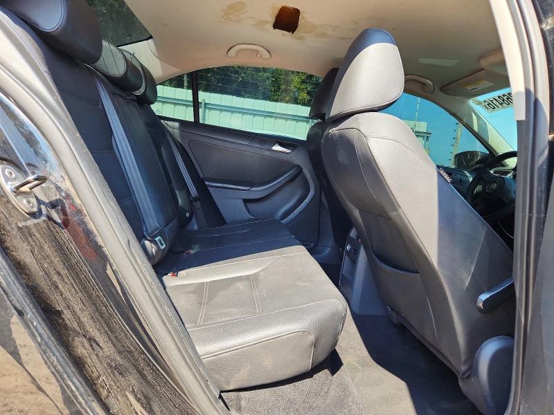 Photo 10 from auction – 2014 VOLKSWAGEN JETTA with VIN 3VWD17AJ2EM306861