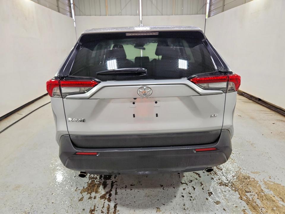Photo 6 from auction – 2025 TOYOTA RAV4 with VIN 2T3K1RFV1SC341856