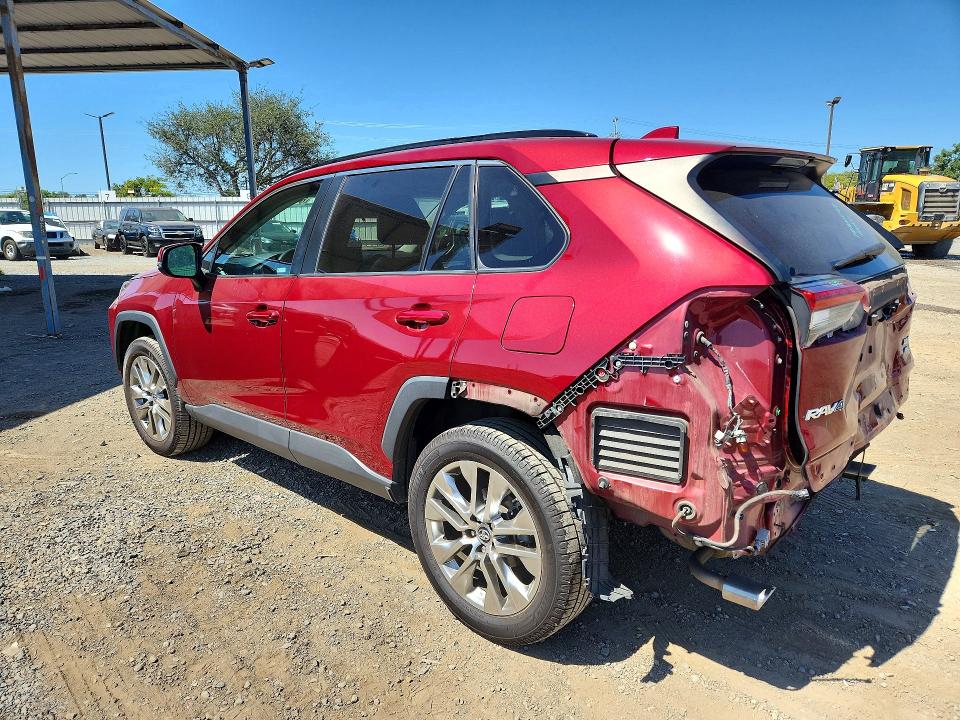 Photo 2 from auction – 2019 TOYOTA RAV4 with VIN 2T3A1RFV8KW081045