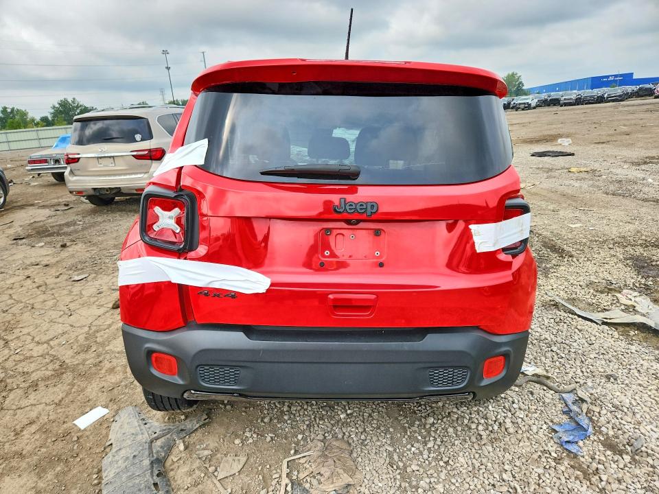 Photo 6 from auction – 2018 JEEP RENEGADE with VIN ZACCJBBB4JPJ09414