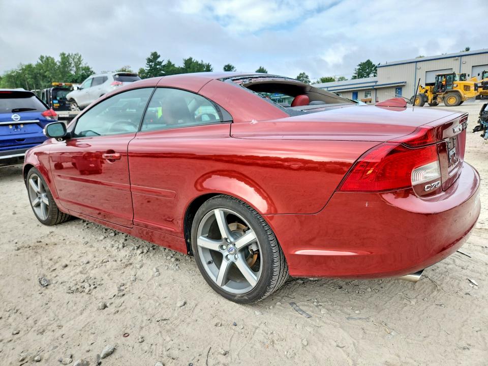 Photo 2 from auction – 2011 VOLVO C70 with VIN YV1672MC5BJ110006