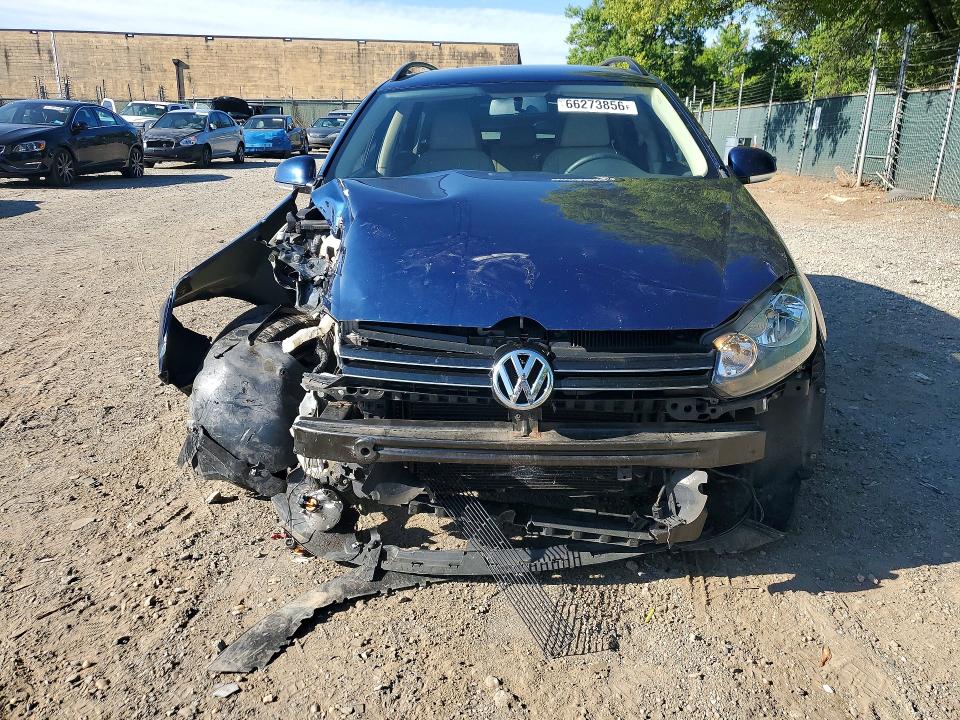 Photo 5 from auction – 2011 VOLKSWAGEN JETTA with VIN 3VWPZ7AJ4BM666778