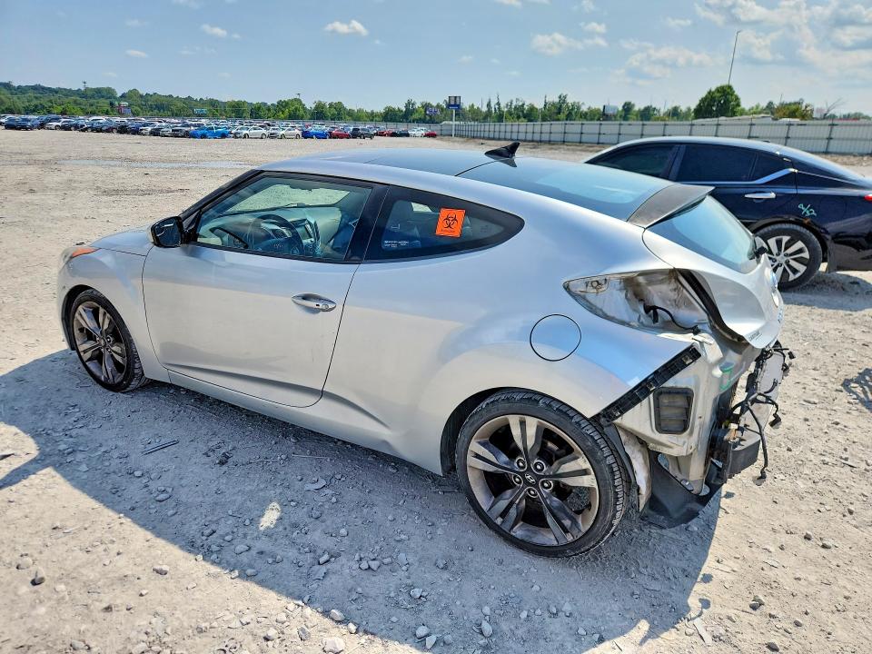 Photo 2 from auction – 2014 HYUNDAI VELOSTER with VIN KMHTC6AD8EU194930