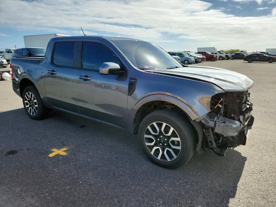 Photo 4 from auction – 2022 FORD MAVERICK with VIN 3FTTW8E37NRA74214