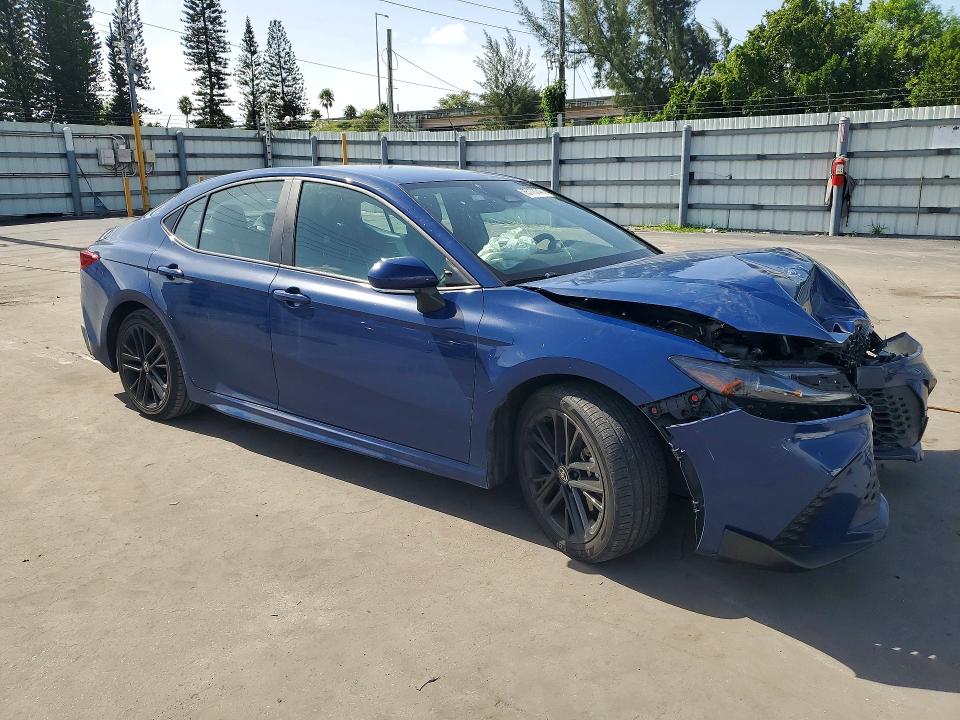 Снимка 4 от търг – 2025 TOYOTA CAMRY с VIN 4T1DAACK1SU019486