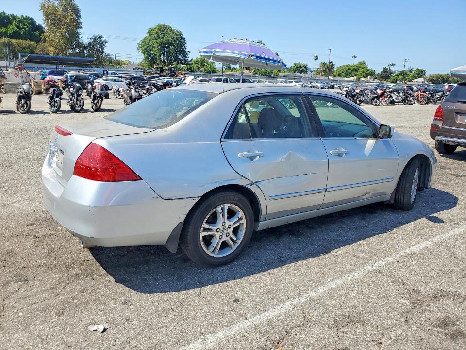 Photo 3 from auction – 2007 HONDA ACCORD with VIN 1HGCM56787A011868