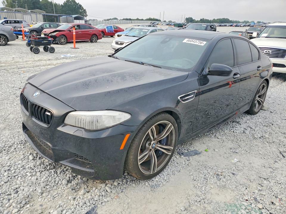 2013 BMW M5 - Търг №66845756