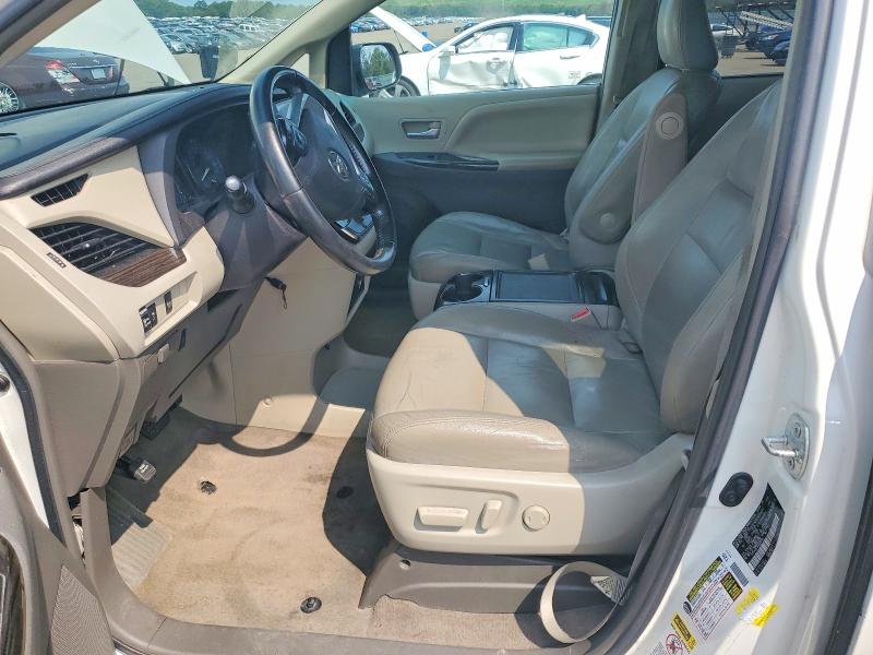 Photo 7 from auction – 2015 TOYOTA SIENNA with VIN 5TDYK3DC2FS546744