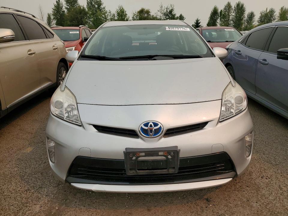 Photo 5 from auction – 2013 TOYOTA PRIUS with VIN JTDKN3DU1D5569537