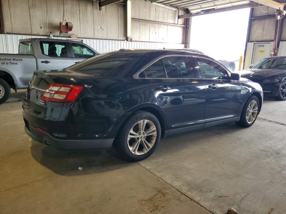 Photo 3 from auction – 2016 FORD TAURUS with VIN 1FAHP2D87GG144758