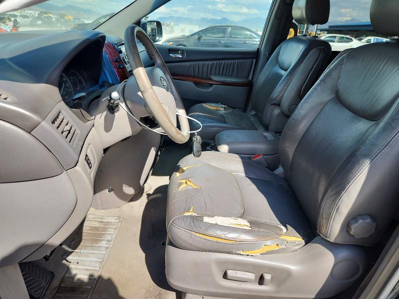 Photo 7 from auction – 2004 TOYOTA SIENNA with VIN 5TDZA22C94S174112