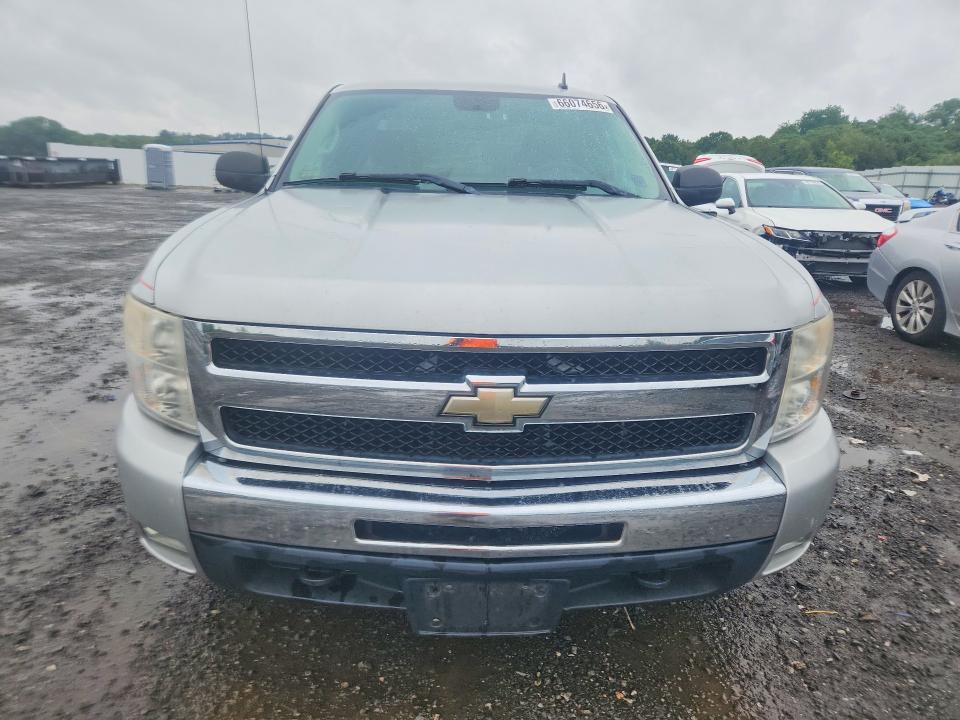 Photo 5 from auction – 2011 CHEVROLET SILVERADO with VIN 1GCRKSE31BZ205888