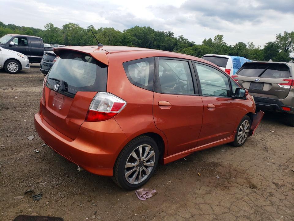 Photo 3 from auction – 2012 HONDA FIT with VIN JHMGE8G55CC009102