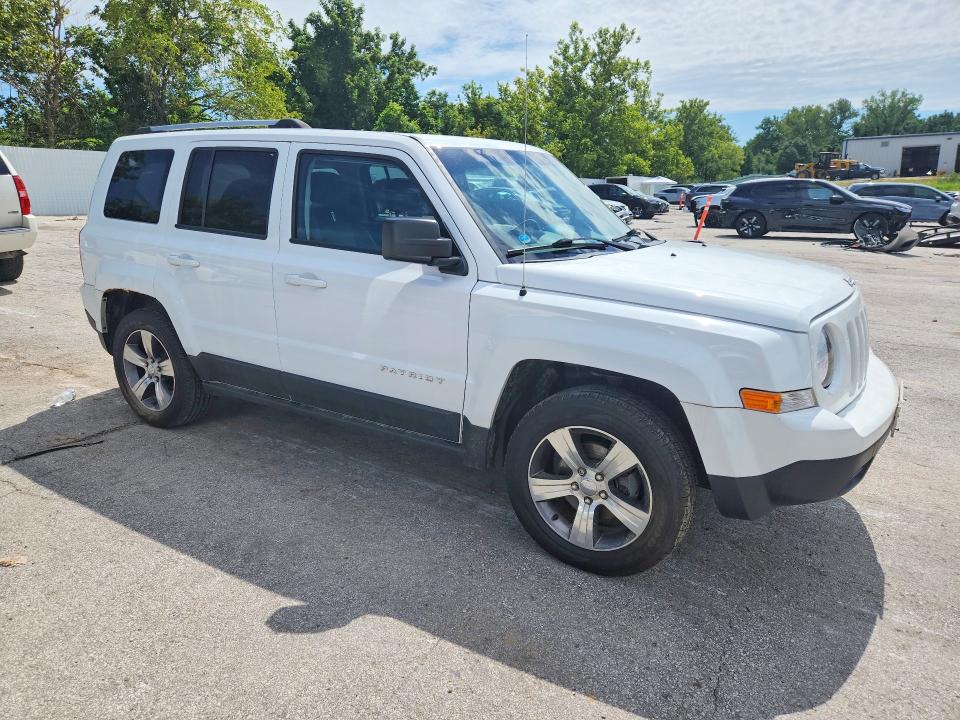 Photo 4 from auction – 2017 JEEP PATRIOT with VIN 1C4NJRFB2HD195345