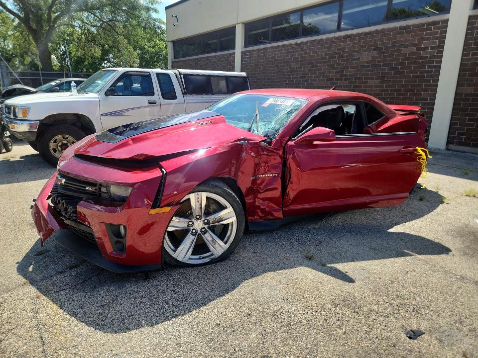 CHEVROLET CAMARO 2013 with VIN 2G1FL1EP4D9801094 - Photo from auction