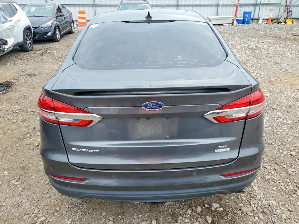 Foto 6 de la subasta – 2019 FORD FUSION con VIN 3FA6P0HD4KR251710