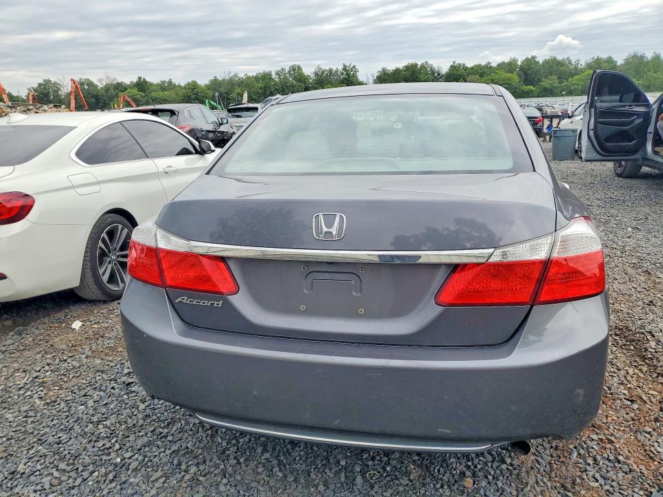 Photo 6 from auction – 2013 HONDA ACCORD with VIN 1HGCR2F33DA135295