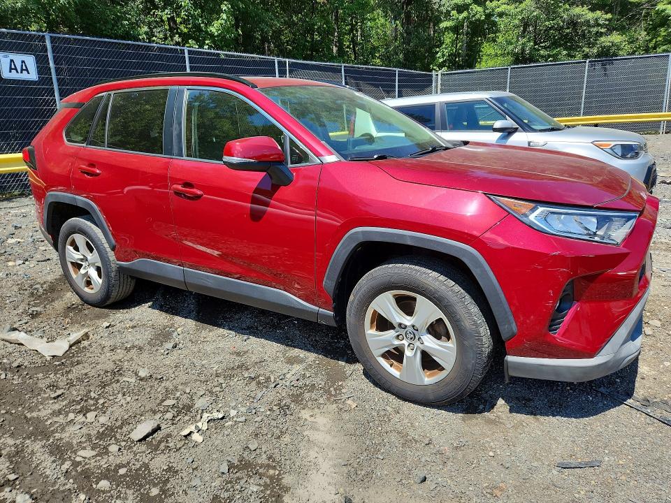 Фото 4 с аукциона – 2019 TOYOTA RAV4 с VIN JTMP1RFV1KJ008172