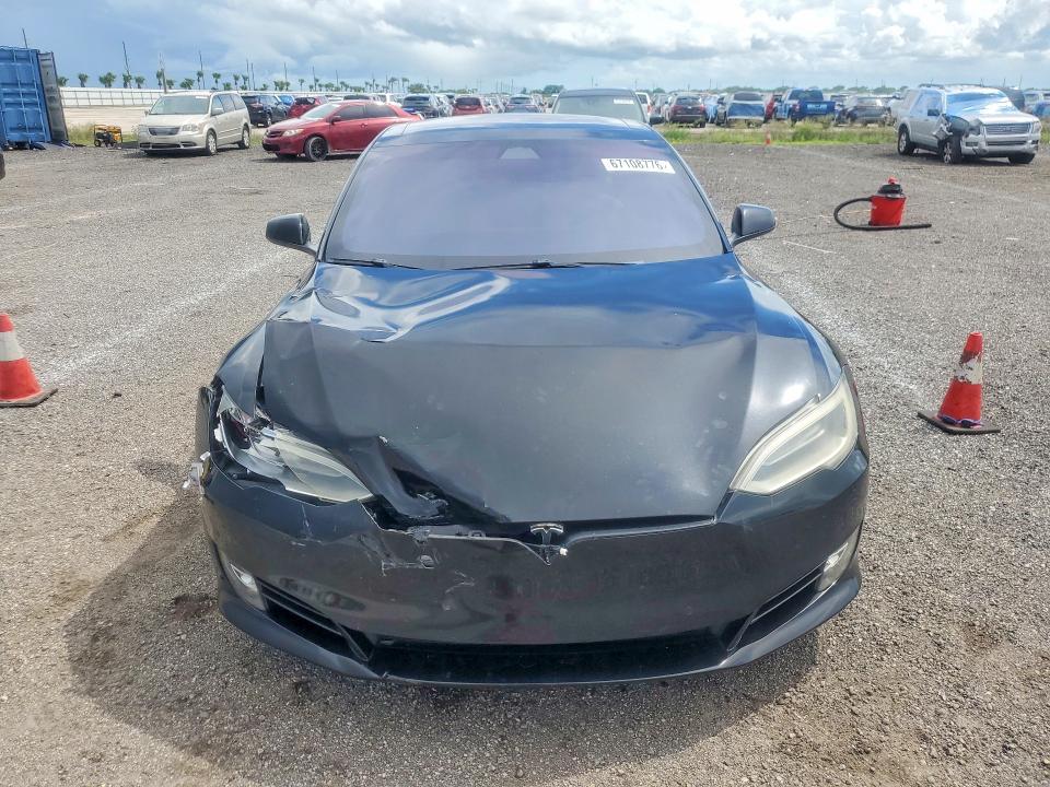 Photo 5 from auction – 2017 TESLA MODEL S with VIN 5YJSA1E47HF200717