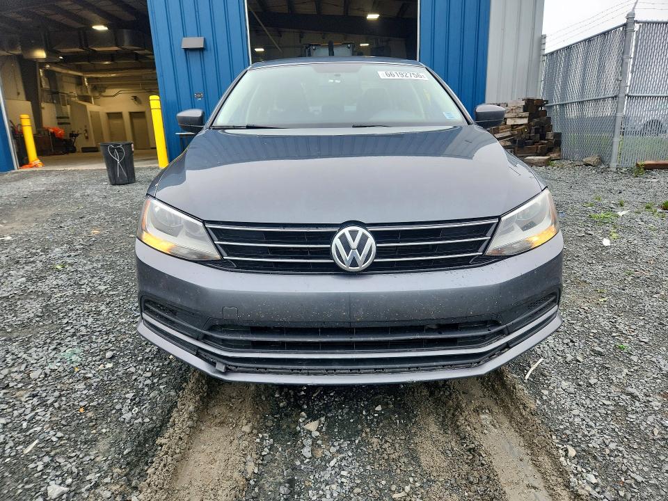 Photo 5 from auction – 2017 VOLKSWAGEN JETTA with VIN 3VW2B7AJ4HM213834
