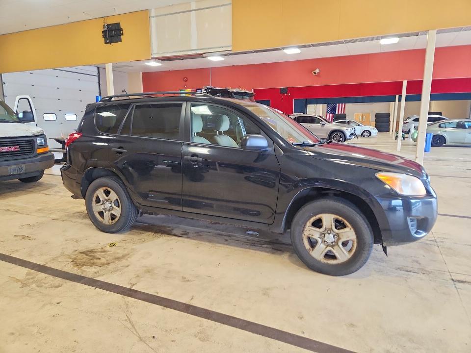 Photo 4 from auction – 2012 TOYOTA RAV4 with VIN 2T3ZF4DV6CW116550