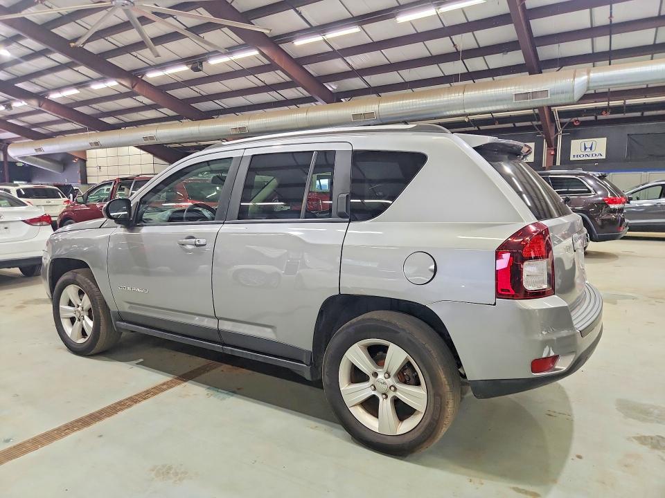 Photo 2 from auction – 2016 JEEP COMPASS with VIN 1C4NJDBB2GD631599