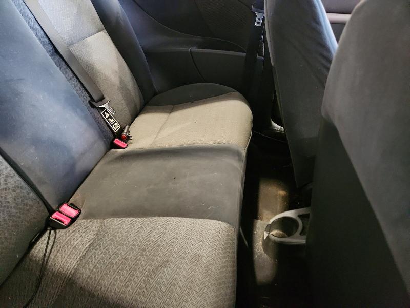 Photo 10 from auction – 2001 FORD FOCUS with VIN 3FAFP31341R132427