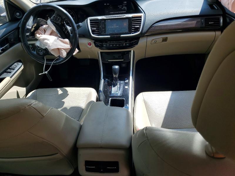 Photo 8 from auction – 2017 HONDA ACCORD with VIN JHMCR6F52HC011535