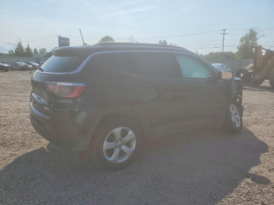 Photo 3 from auction – 2018 JEEP COMPASS with VIN 3C4NJDBBXJT479329