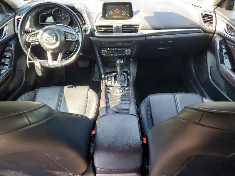 Photo 8 from auction – 2018 MAZDA 3 with VIN 3MZBN1L38JM275844