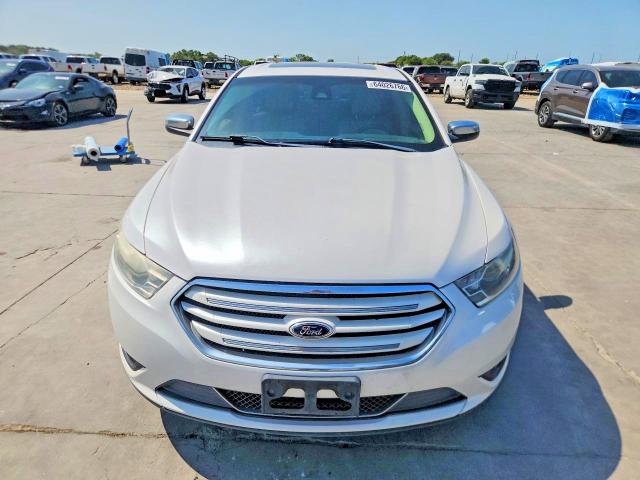 Photo 5 from auction – 2013 FORD TAURUS with VIN 1FAHP2F81DG105141