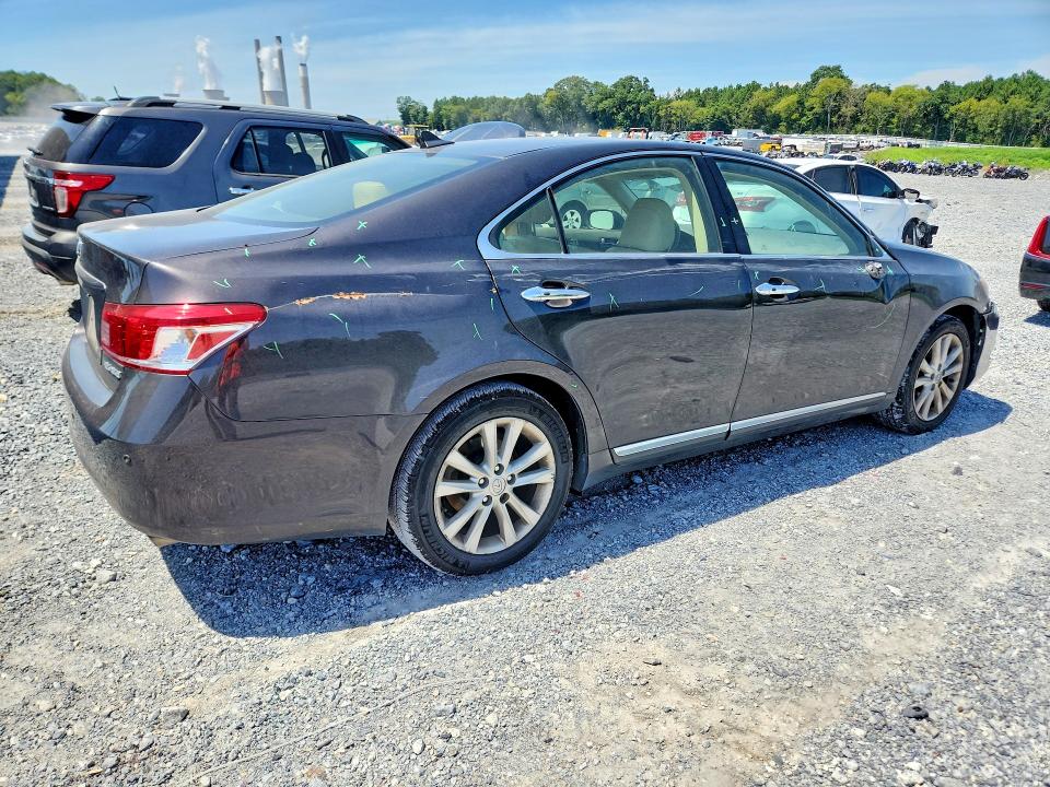Photo 3 from auction – 2012 LEXUS ES with VIN JTHBK1EG0C2502223