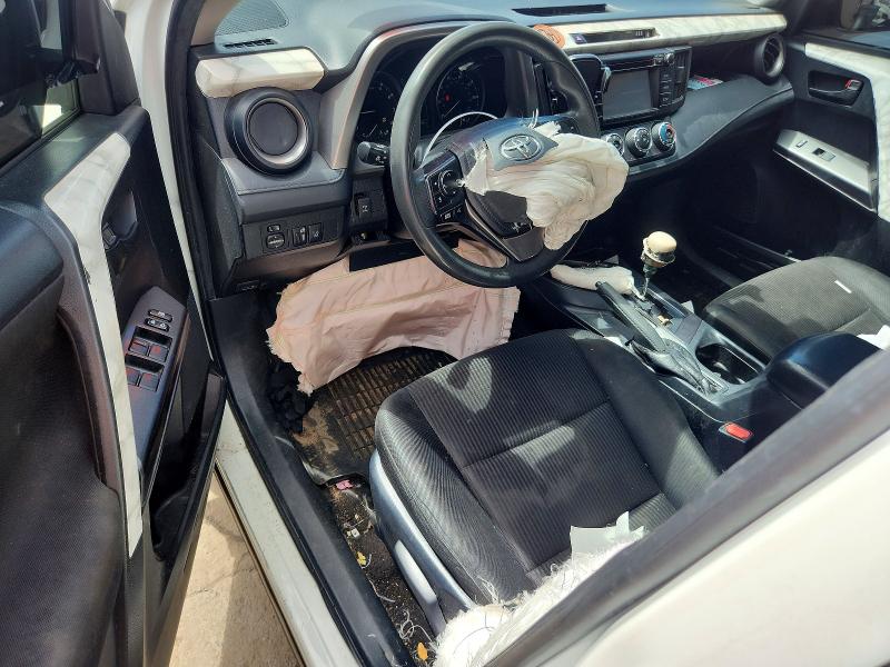 Photo 8 from auction – 2018 TOYOTA RAV4 with VIN JTMBFREV6JJ192827