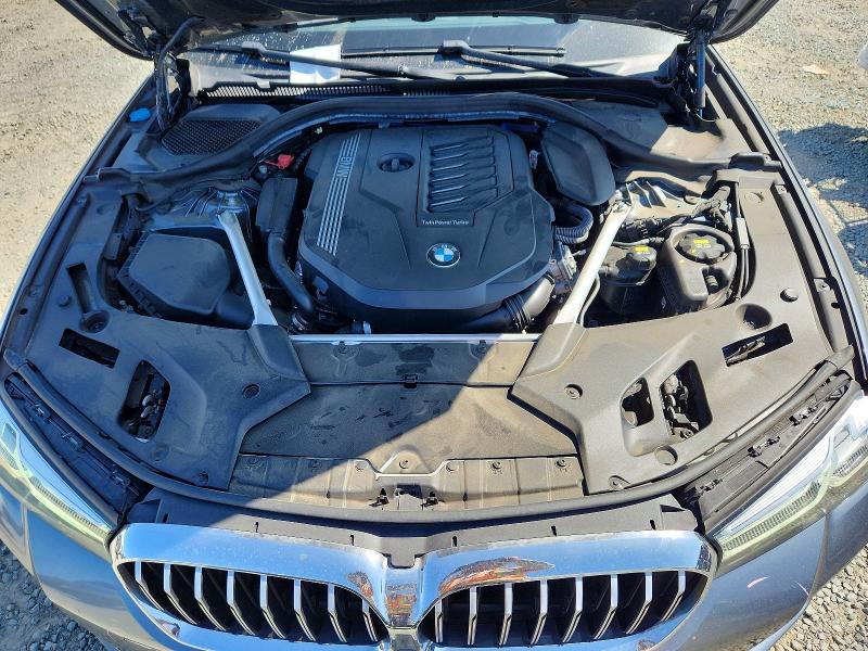 Photo 11 from auction – 2021 BMW 540 with VIN WBA53BJ07MWX29748