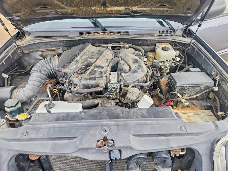 Photo 11 from auction – 2004 TOYOTA 4RUNNER with VIN JTEBU14R440040501