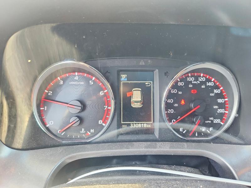 Photo 9 from auction – 2016 TOYOTA RAV4 with VIN 2T3JFREV7GW409596