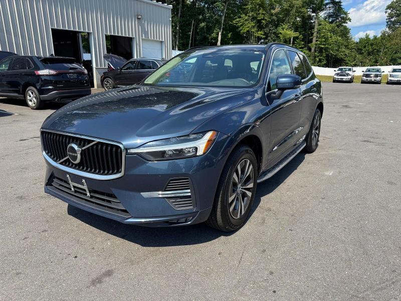 VOLVO XC60 2023 with VIN YV4L12RVXP1340858 - Photo from auction