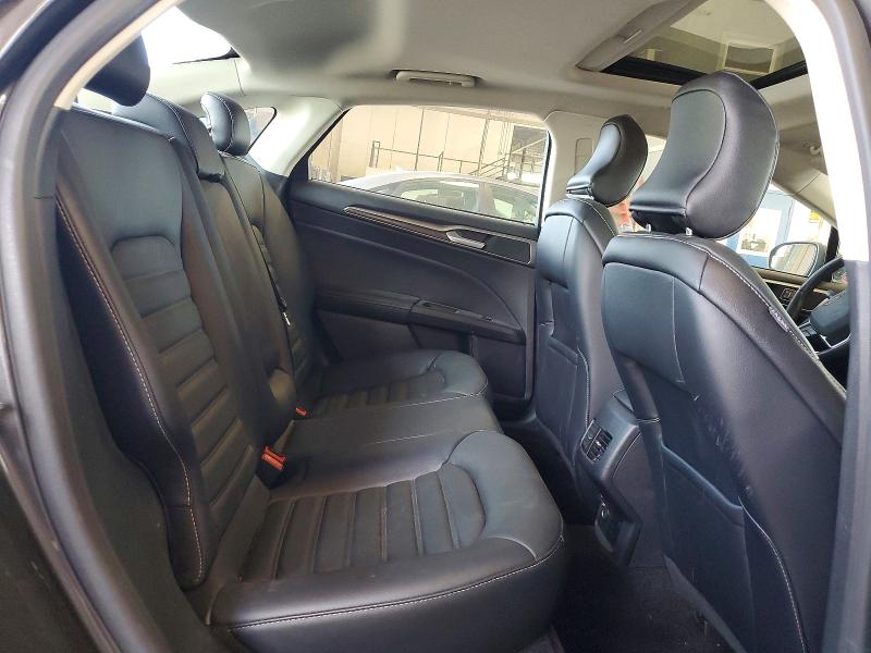 Photo 10 from auction – 2018 FORD FUSION with VIN 3FA6P0PU5JR136629