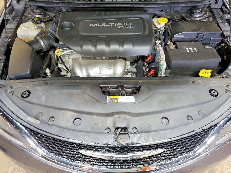 Photo 11 from auction – 2015 CHRYSLER 200 with VIN 1C3CCCAB1FN569316