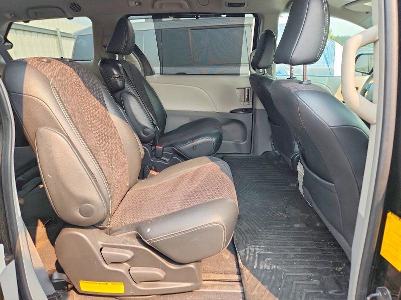 Photo 11 from auction – 2012 TOYOTA SIENNA with VIN 5TDXK3DC7CS218971
